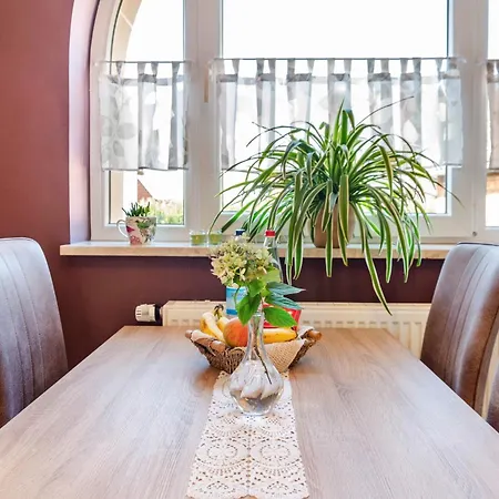 Theo Im Alte Schule * Adelsborn