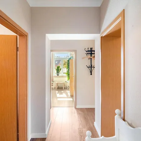 Theo Im Alte Schule Apartamento Adelsborn