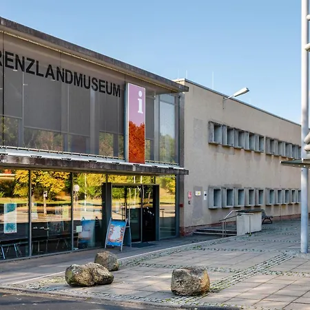 Theo Im Alte Schule Apartamento Adelsborn